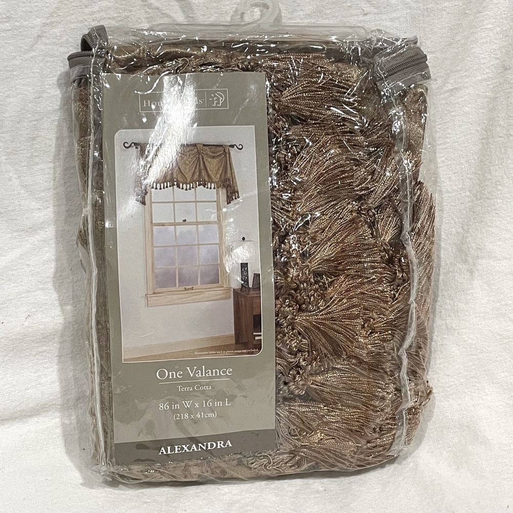 Valance with Tassels - Home Trends NEW "Alexandra" Terra Cotta